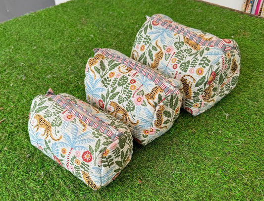 Tiger Printed Cotton Quilted Bag Zipper Cosmetic Women Bags